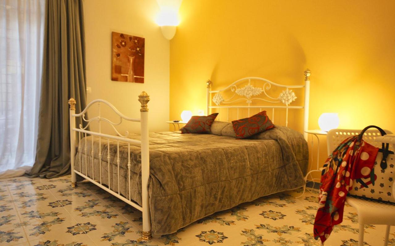 Domus Vilu Bed & Breakfast Nocera Superiore Eksteriør bilde