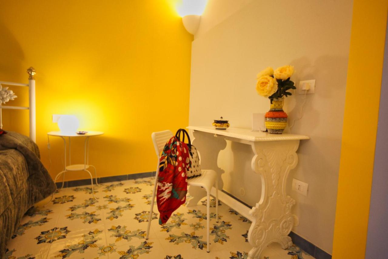 Domus Vilu Bed & Breakfast Nocera Superiore Eksteriør bilde