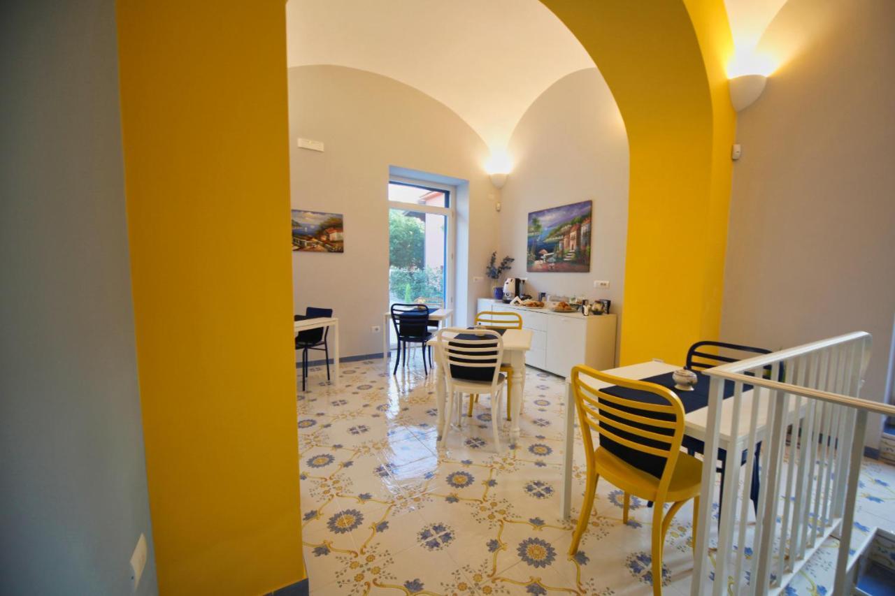 Domus Vilu Bed & Breakfast Nocera Superiore Eksteriør bilde