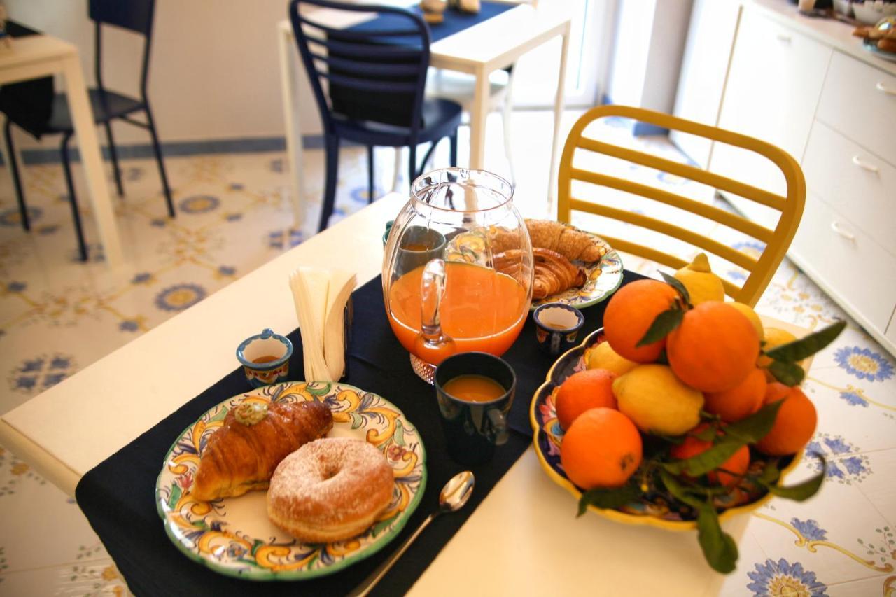 Domus Vilu Bed & Breakfast Nocera Superiore Eksteriør bilde
